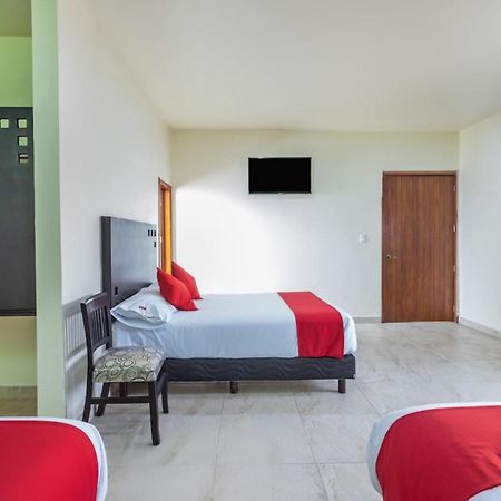 Oyo Hotel Emperadores Inn, Atlixco Zewnętrze zdjęcie