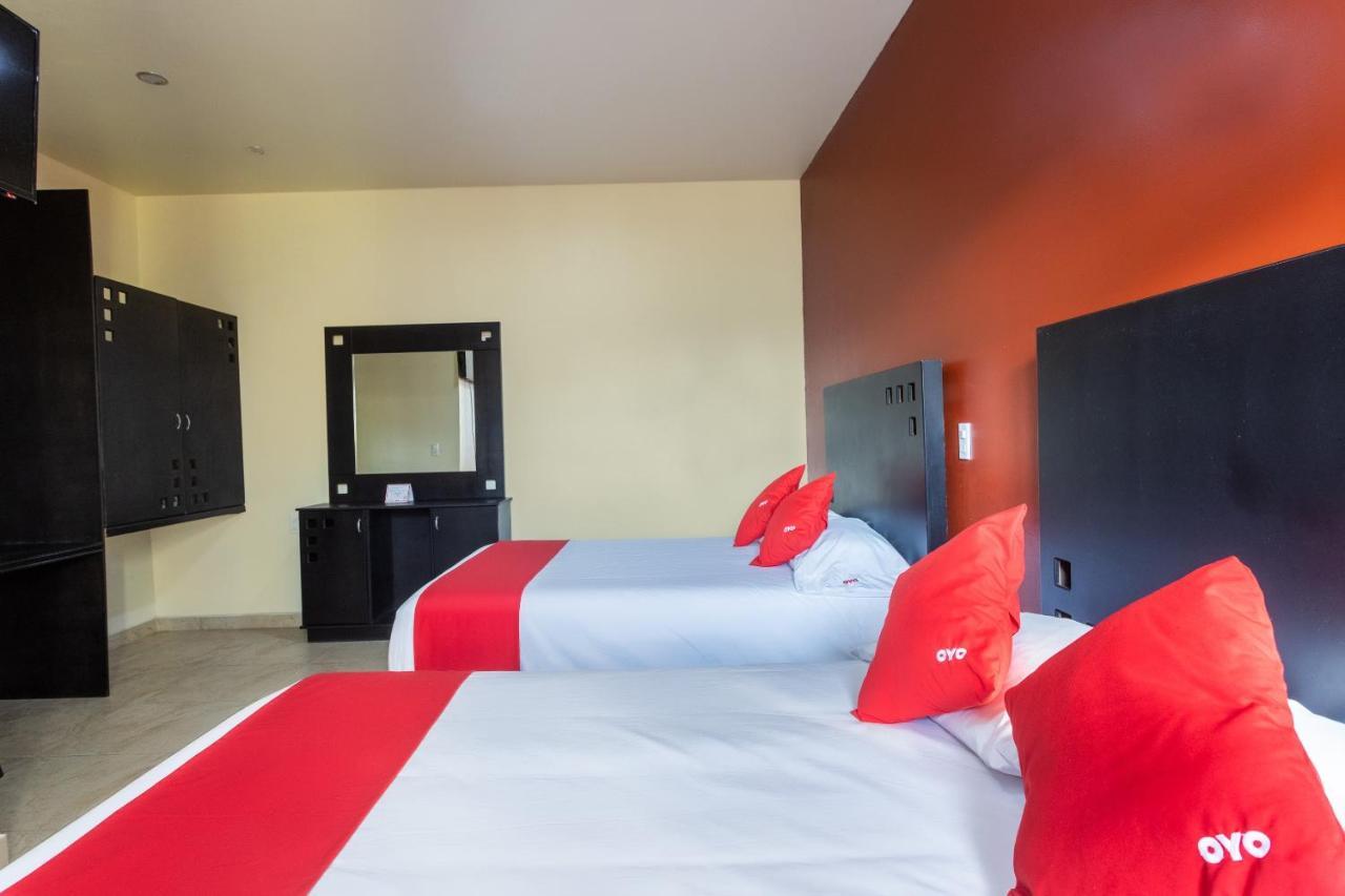 Oyo Hotel Emperadores Inn, Atlixco Zewnętrze zdjęcie