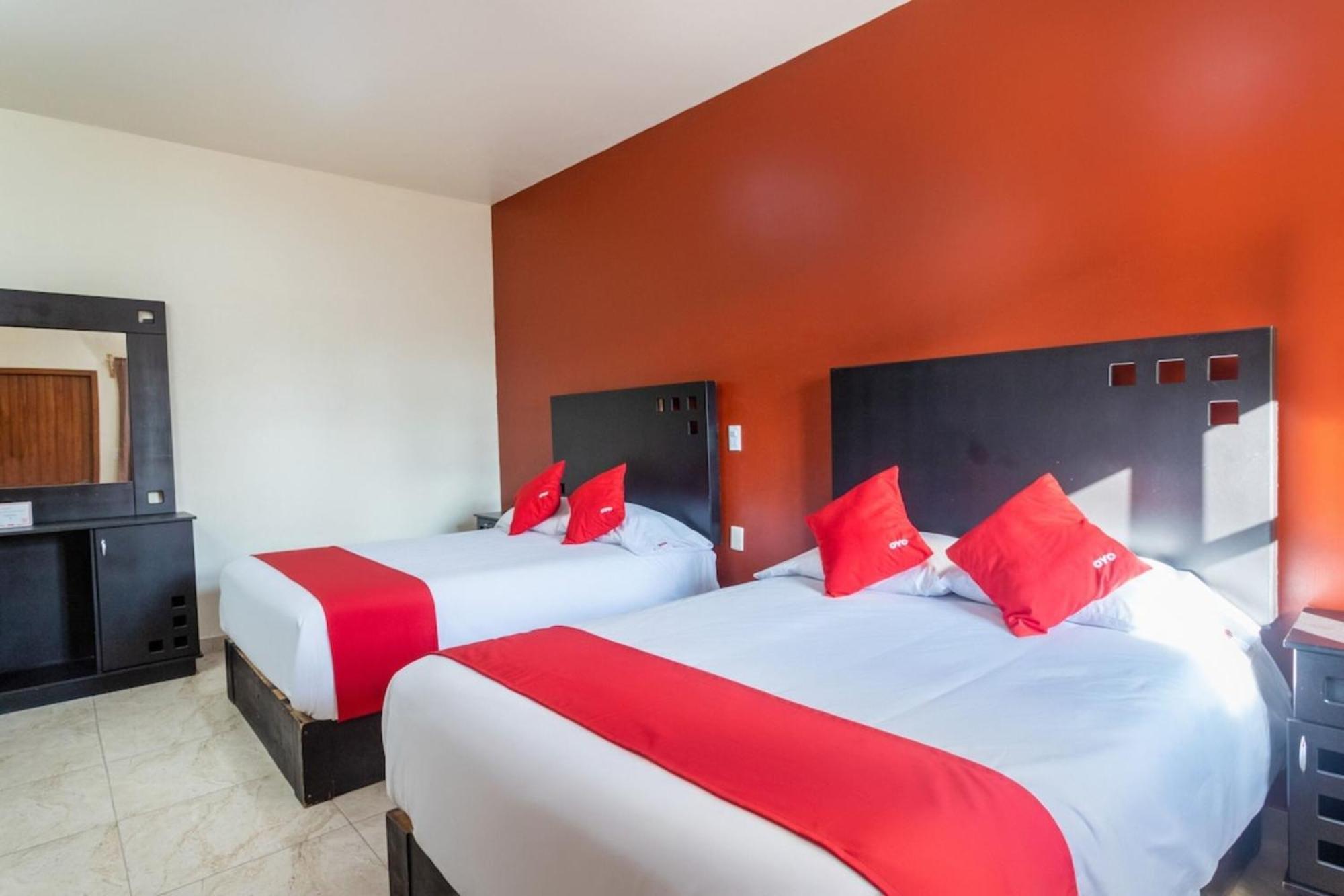 Oyo Hotel Emperadores Inn, Atlixco Zewnętrze zdjęcie