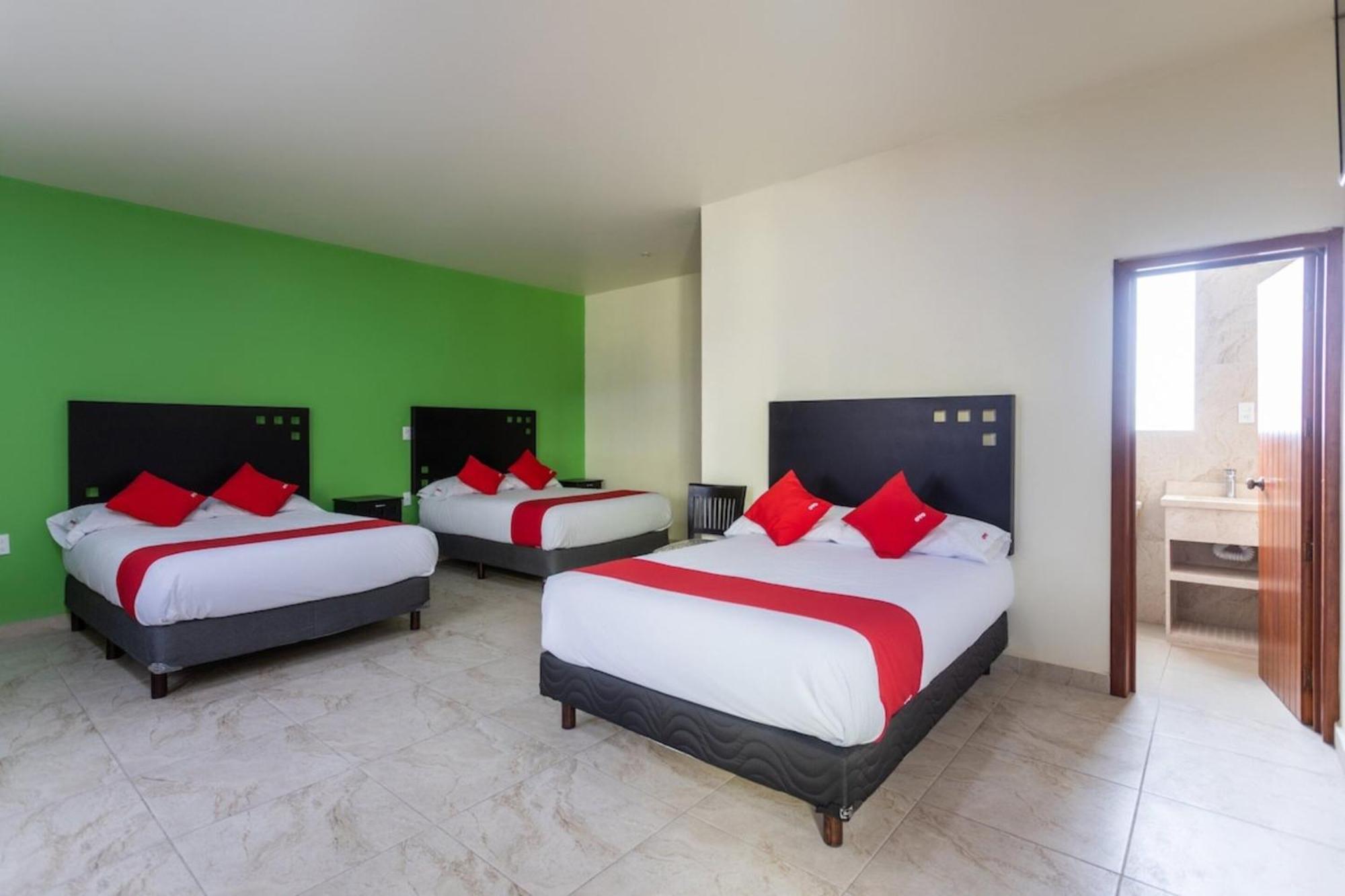 Oyo Hotel Emperadores Inn, Atlixco Zewnętrze zdjęcie