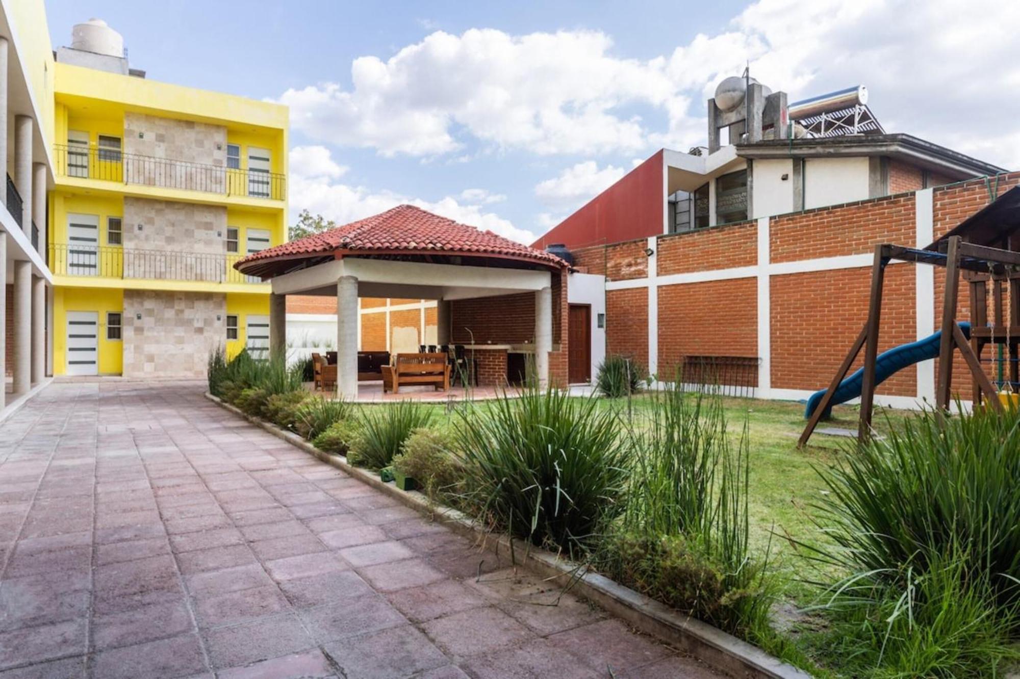 Oyo Hotel Emperadores Inn, Atlixco Zewnętrze zdjęcie